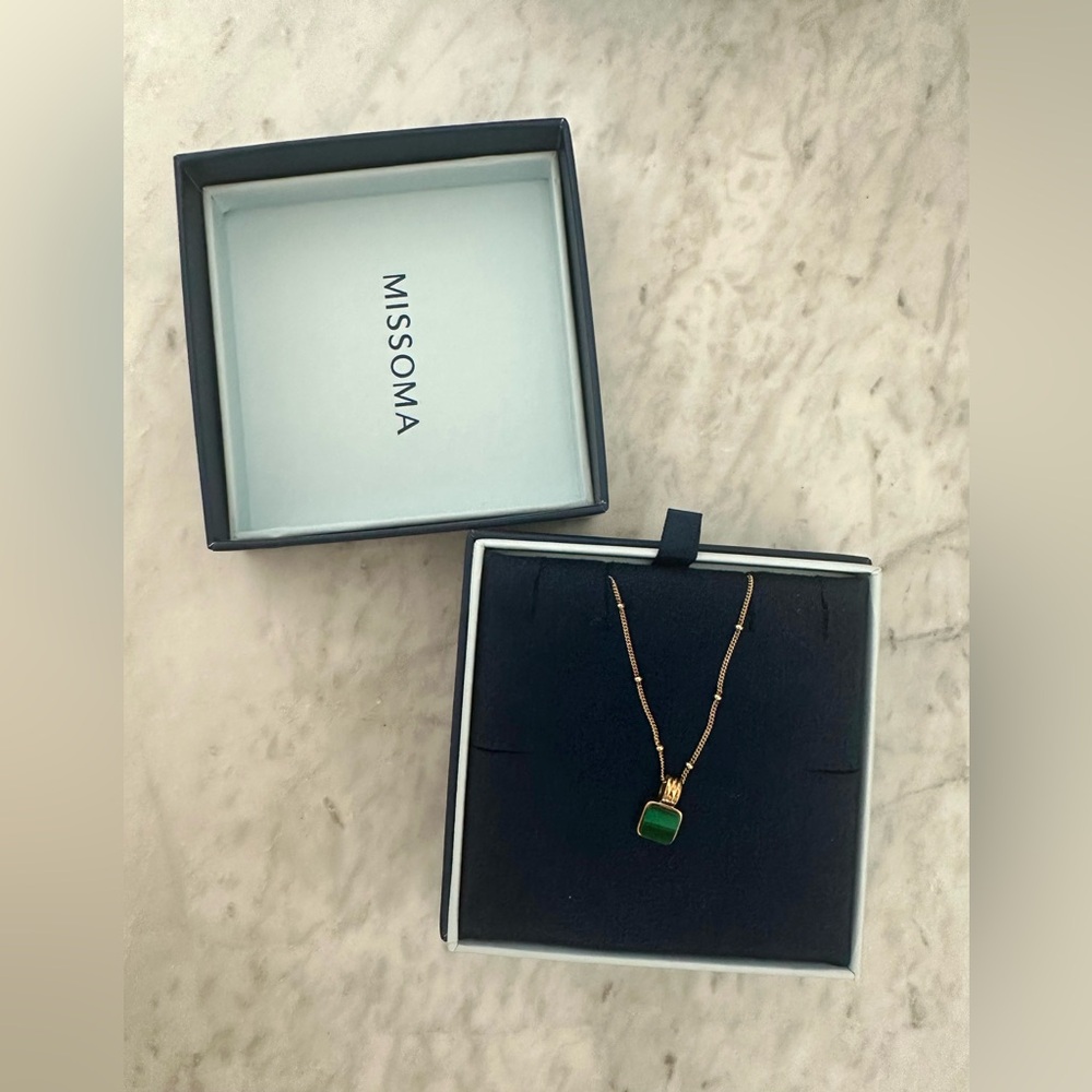 LUCY WILLIAMS SQUARE MALACHITE NECKLACE